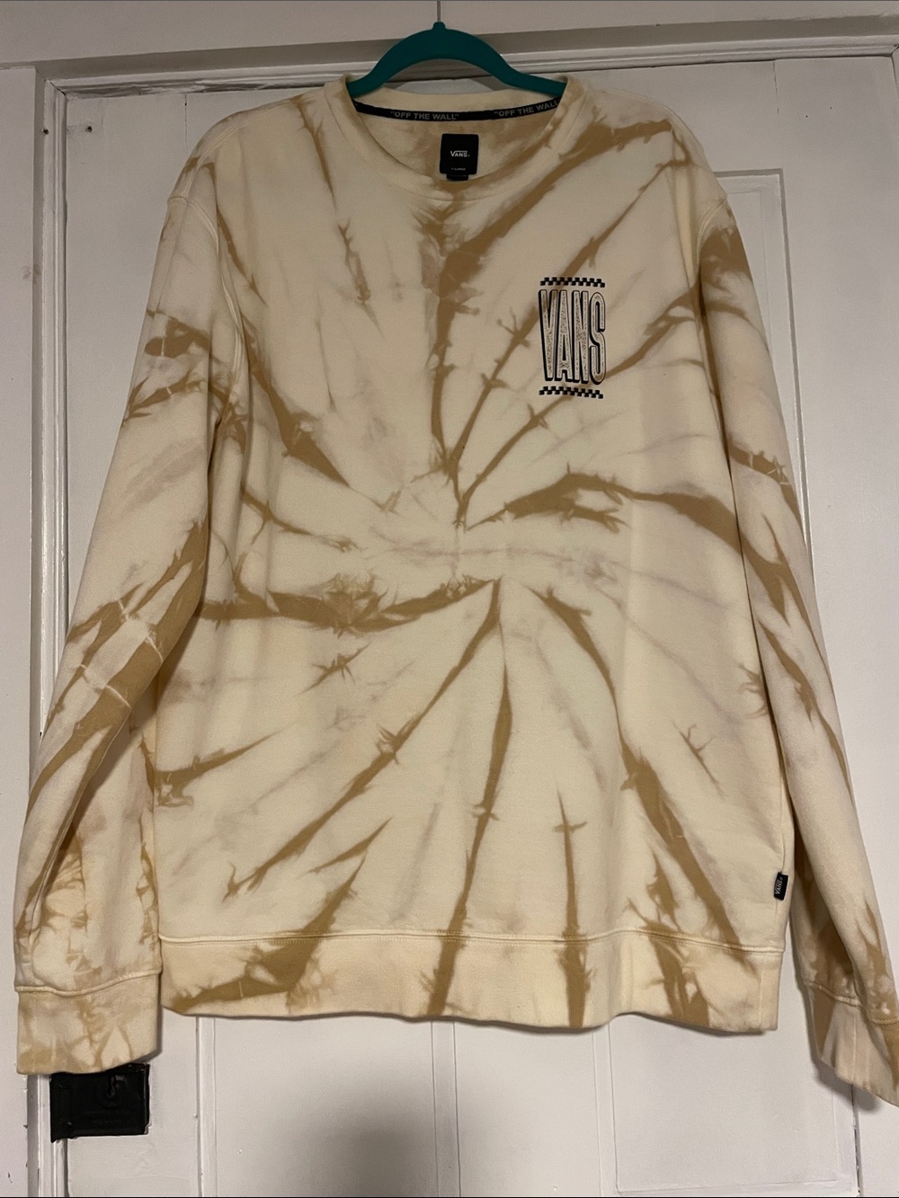 Vans Men's Cream and Tan Tie-Dye Crewneck Sweatshirt